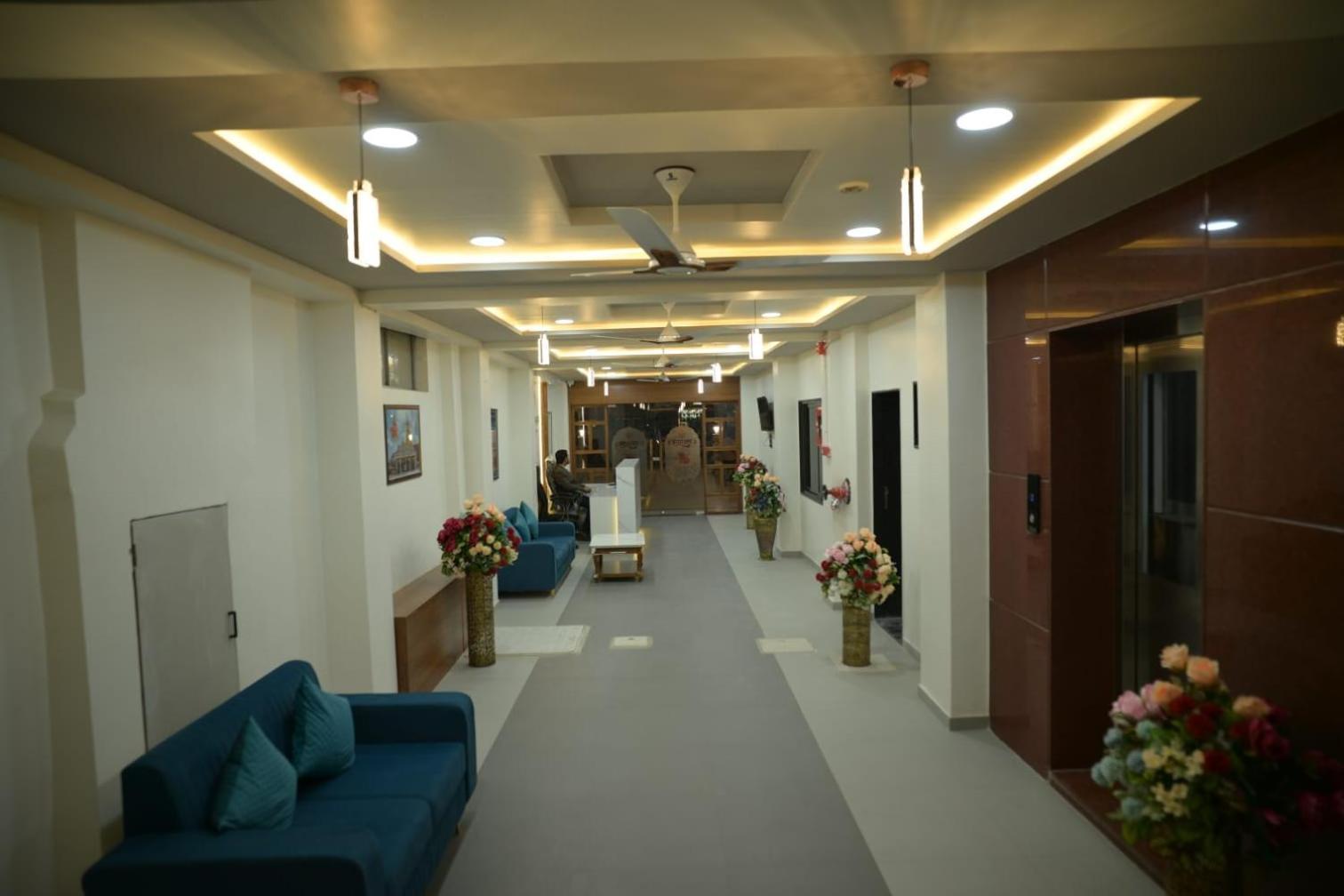 Hotel Aagman Palanpur Extérieur photo