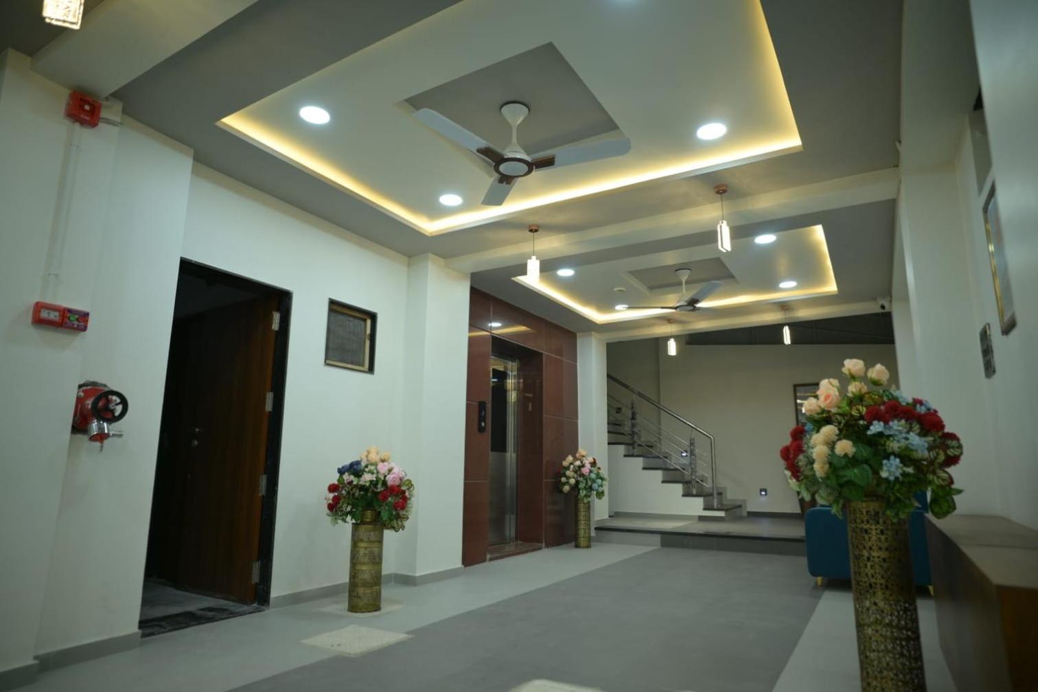 Hotel Aagman Palanpur Extérieur photo